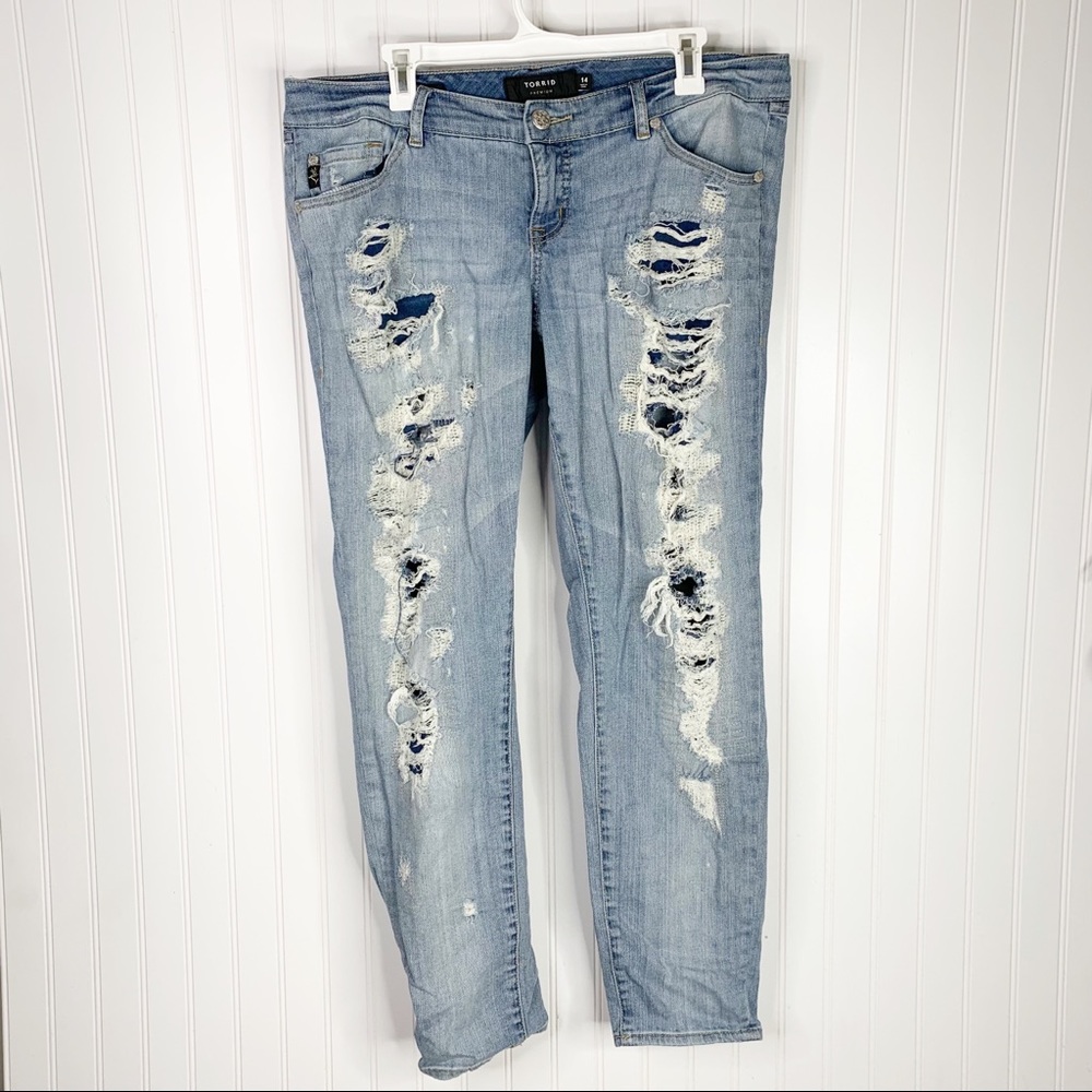 Torrid Premium Distressed Boyfriend Jeans Size 14